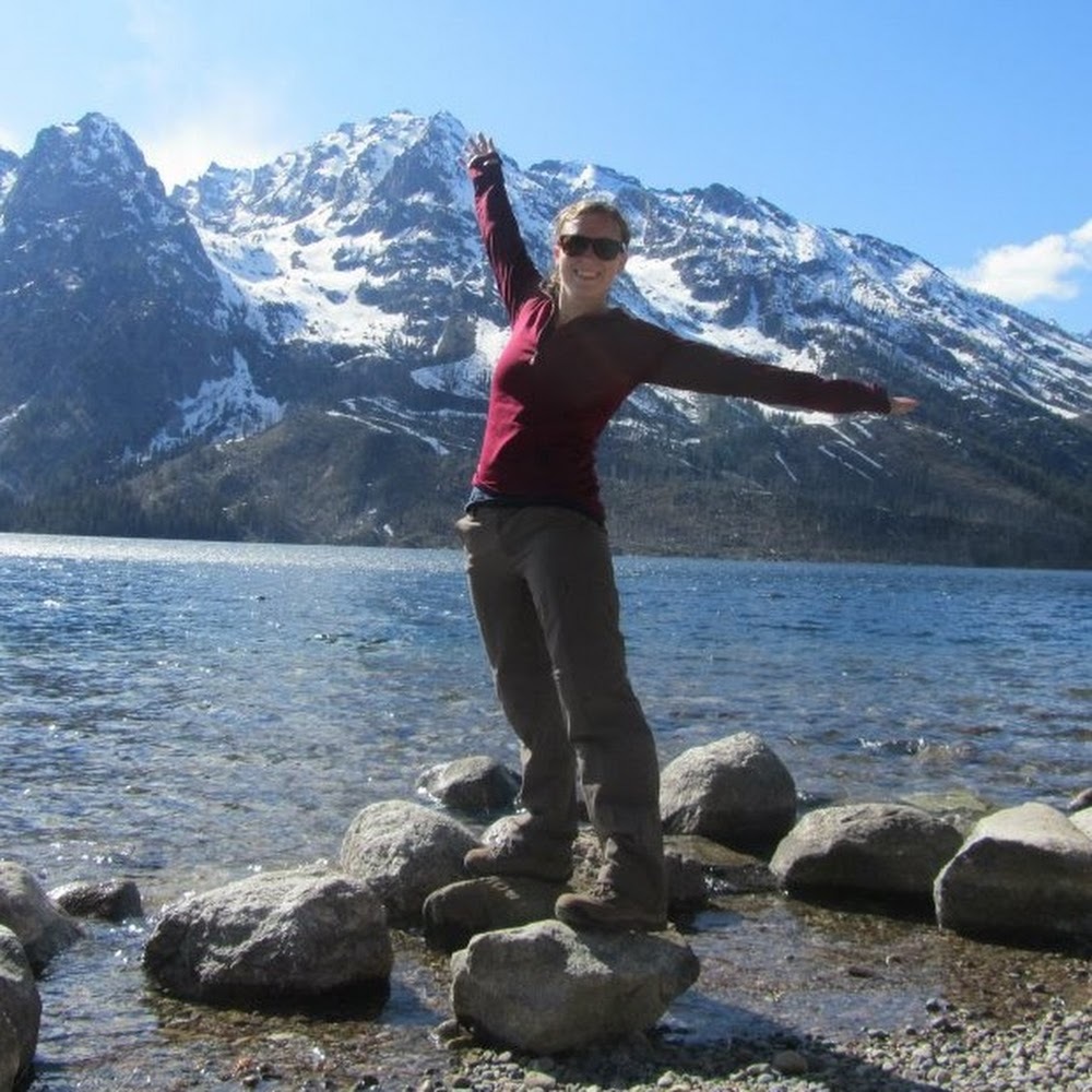 Meet your Posher, April
